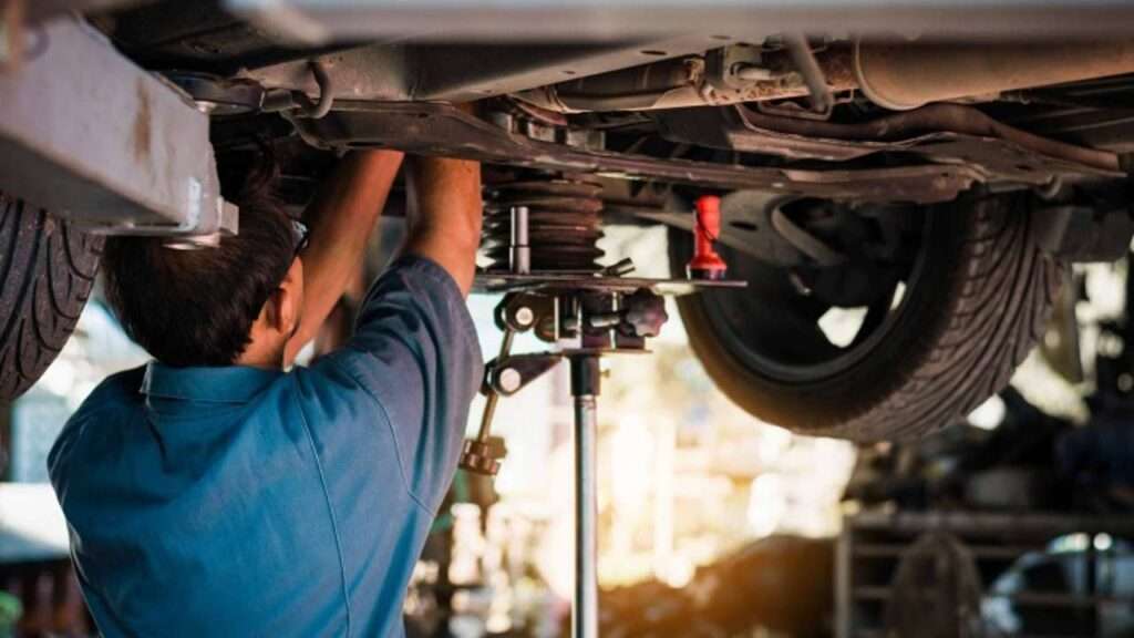 Absorber Kereta Terbaik: Original vs OEM 7 tanda-tanda absorber perlu ditukar